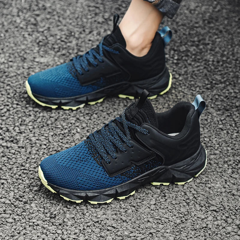 Vegus Sneakers